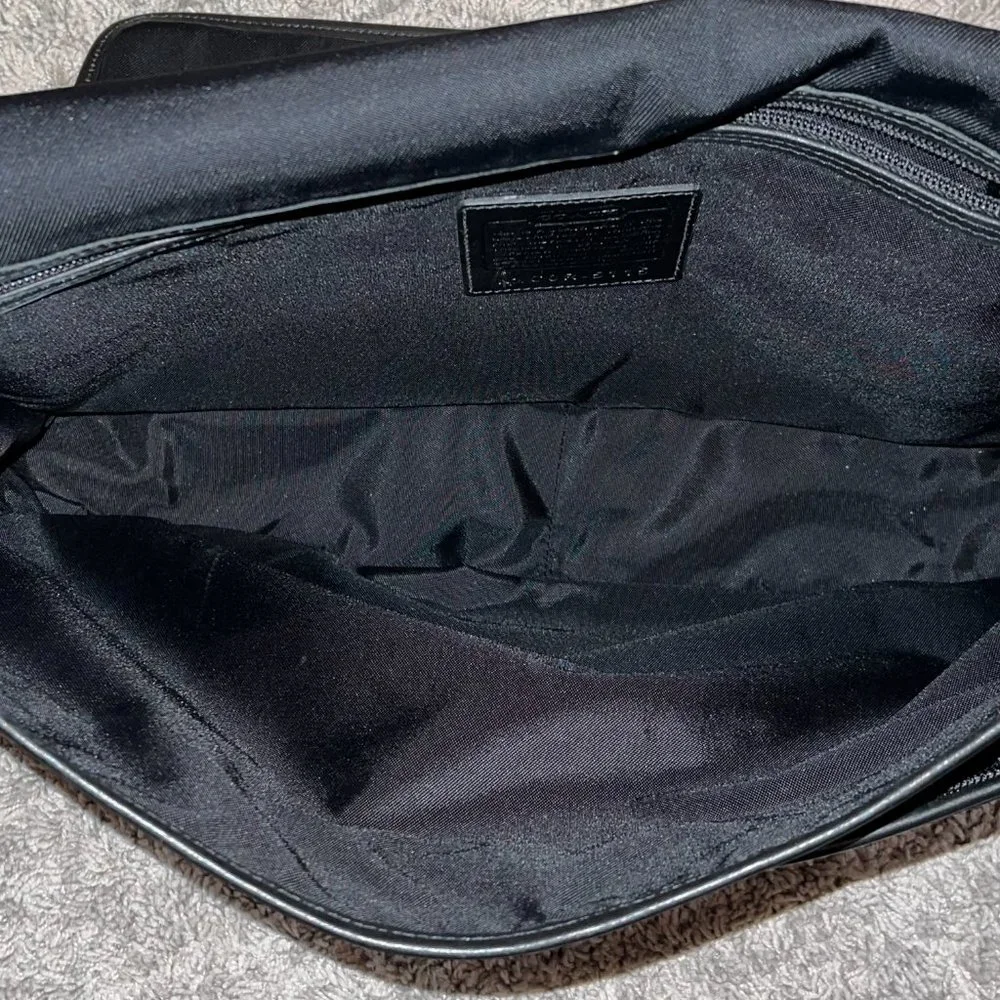 Coach Men’s Black Nylon Computer Laptop Messenger Cross Body Bag H1R-5115